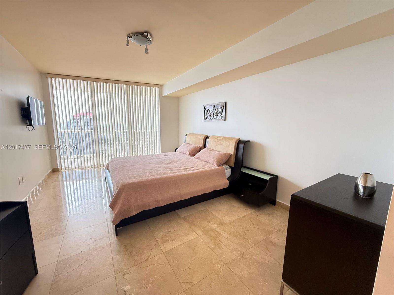 The Beach Club at 1850 Ocean Dr, Hallandale Beach, FL 33009 - For Rent photo 16