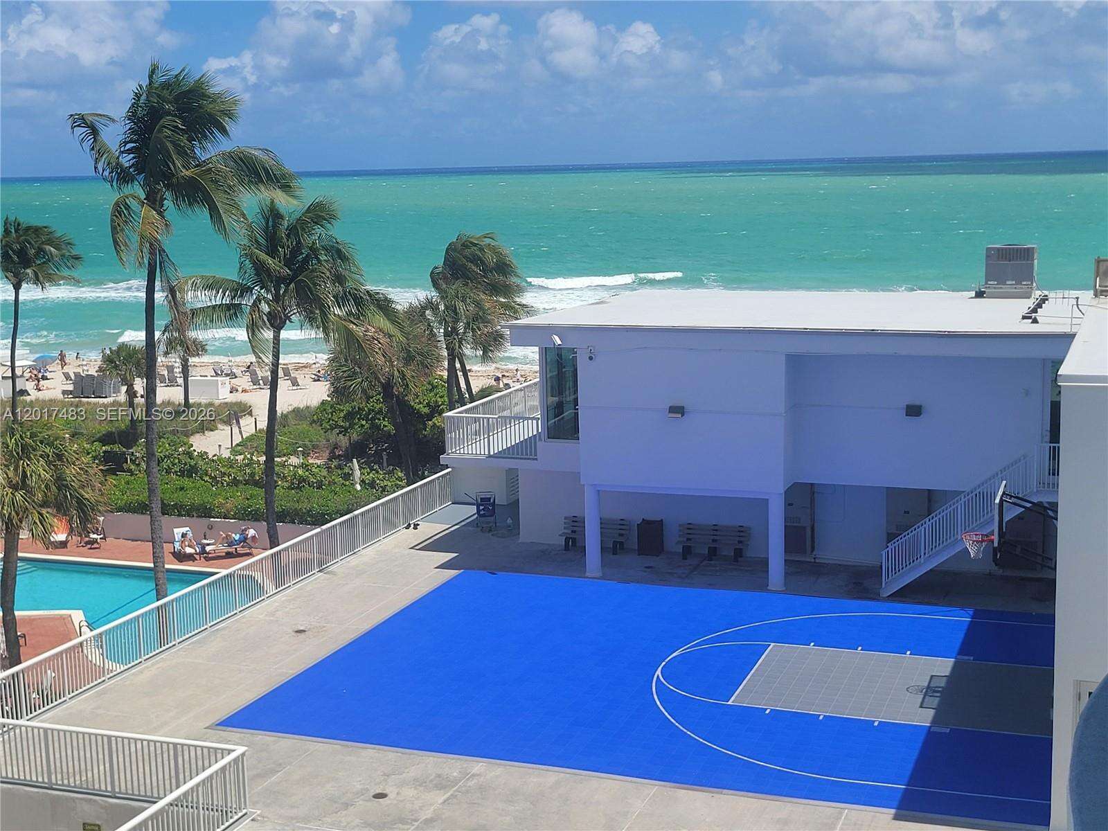 The Carriage House at 5401 Collins Ave, Miami Beach, FL 33140 - For Rent photo 11