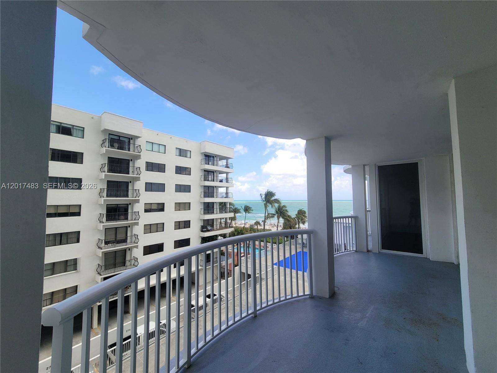 The Carriage House at 5401 Collins Ave, Miami Beach, FL 33140 - For Rent photo 4
