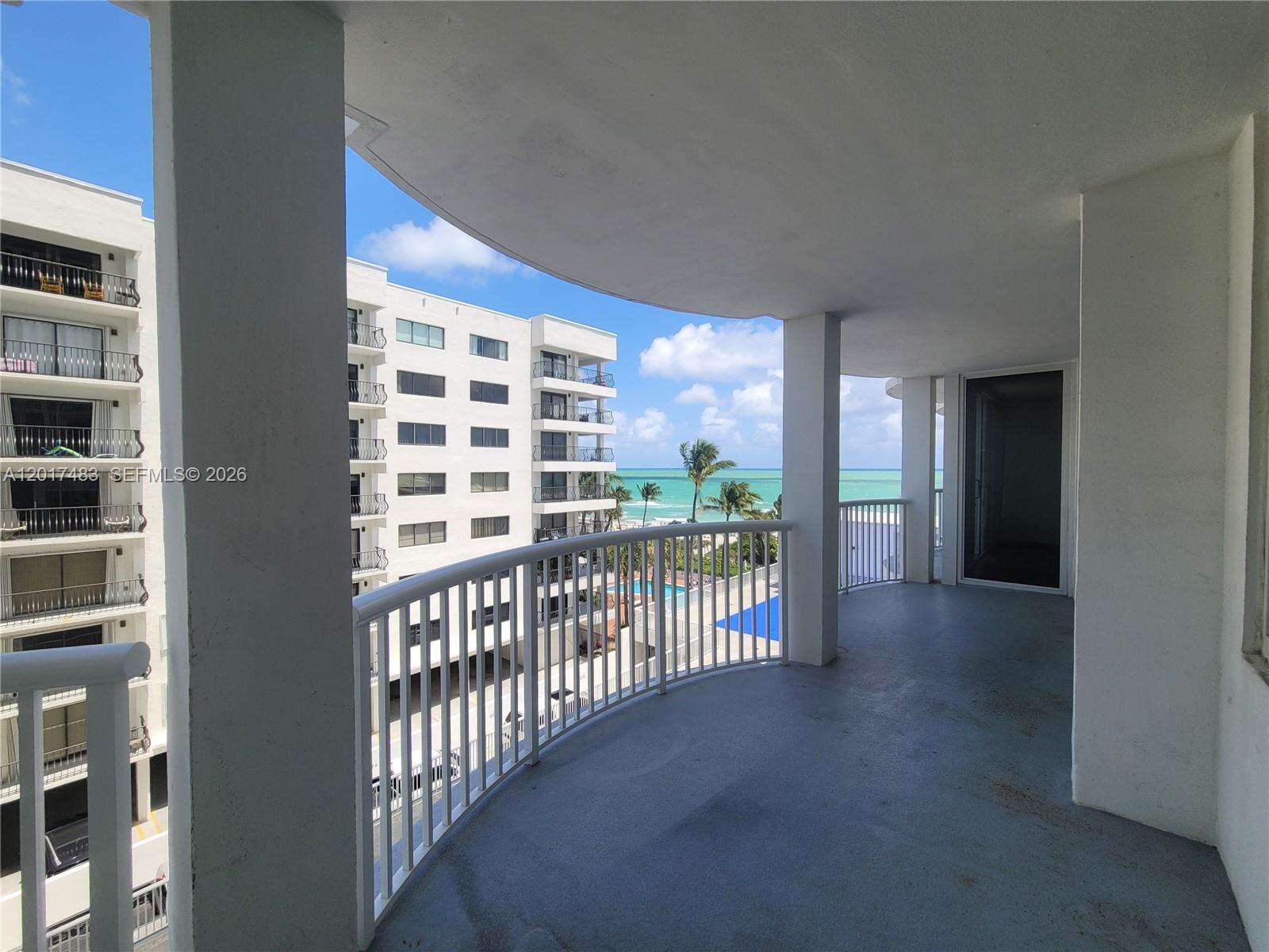 The Carriage House at 5401 Collins Ave, Miami Beach, FL 33140 - For Rent photo 5