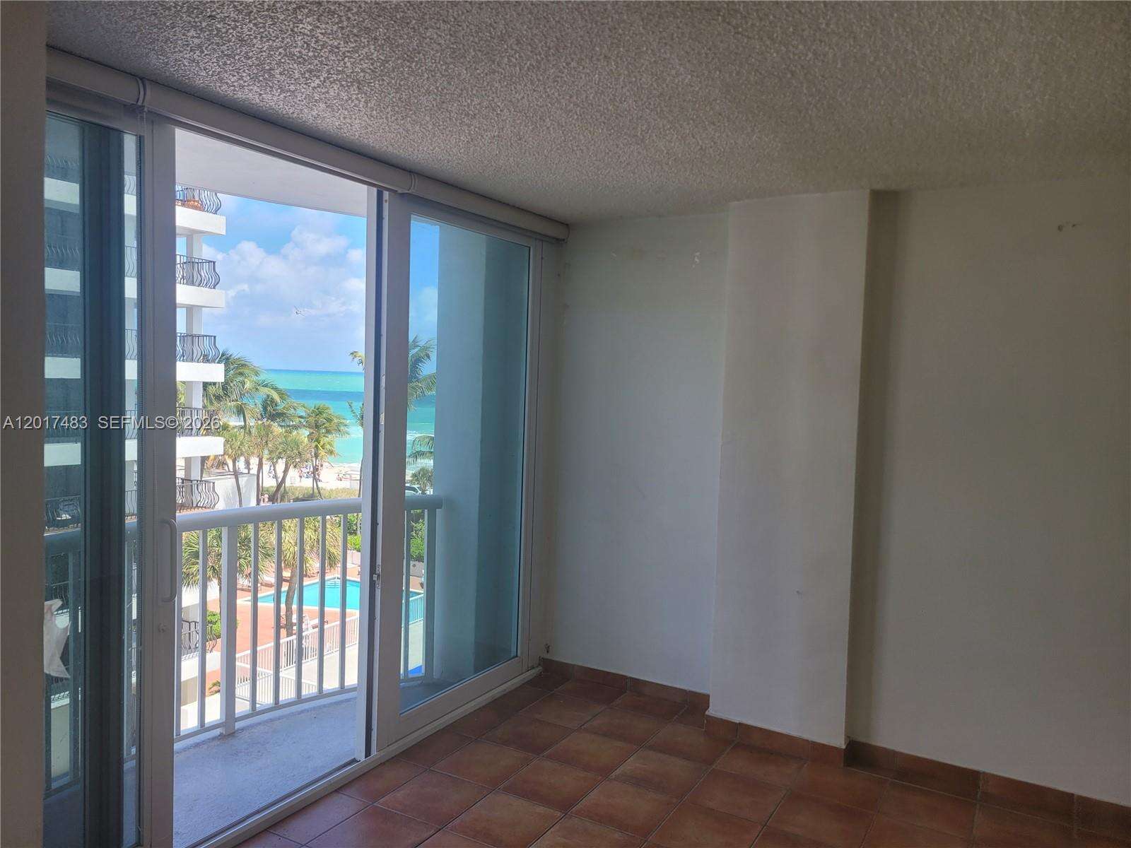The Carriage House at 5401 Collins Ave, Miami Beach, FL 33140 - For Rent photo 6