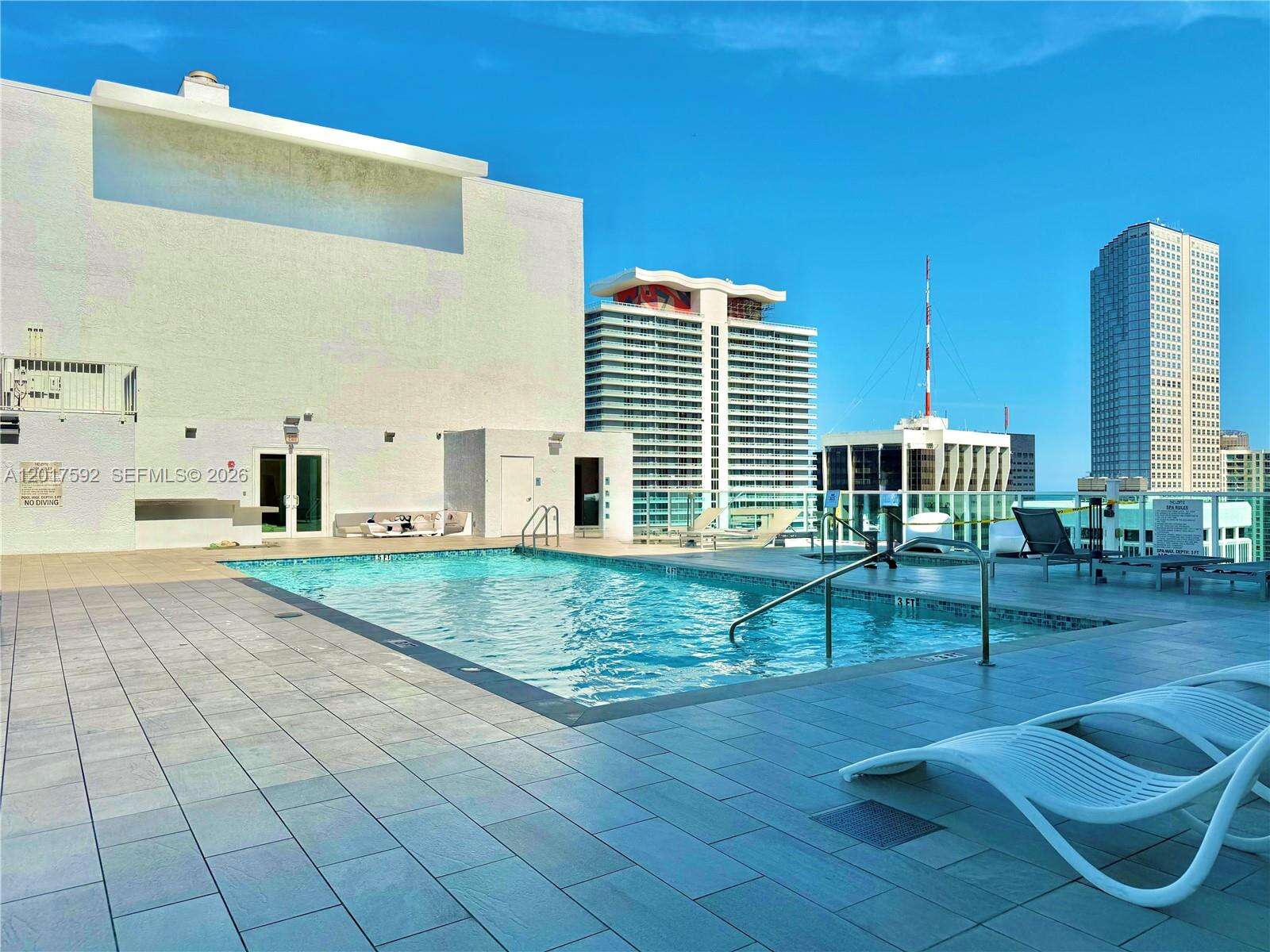 The Loft 2 at 133 2 Ave, Miami, FL 33132 - For Rent photo 8