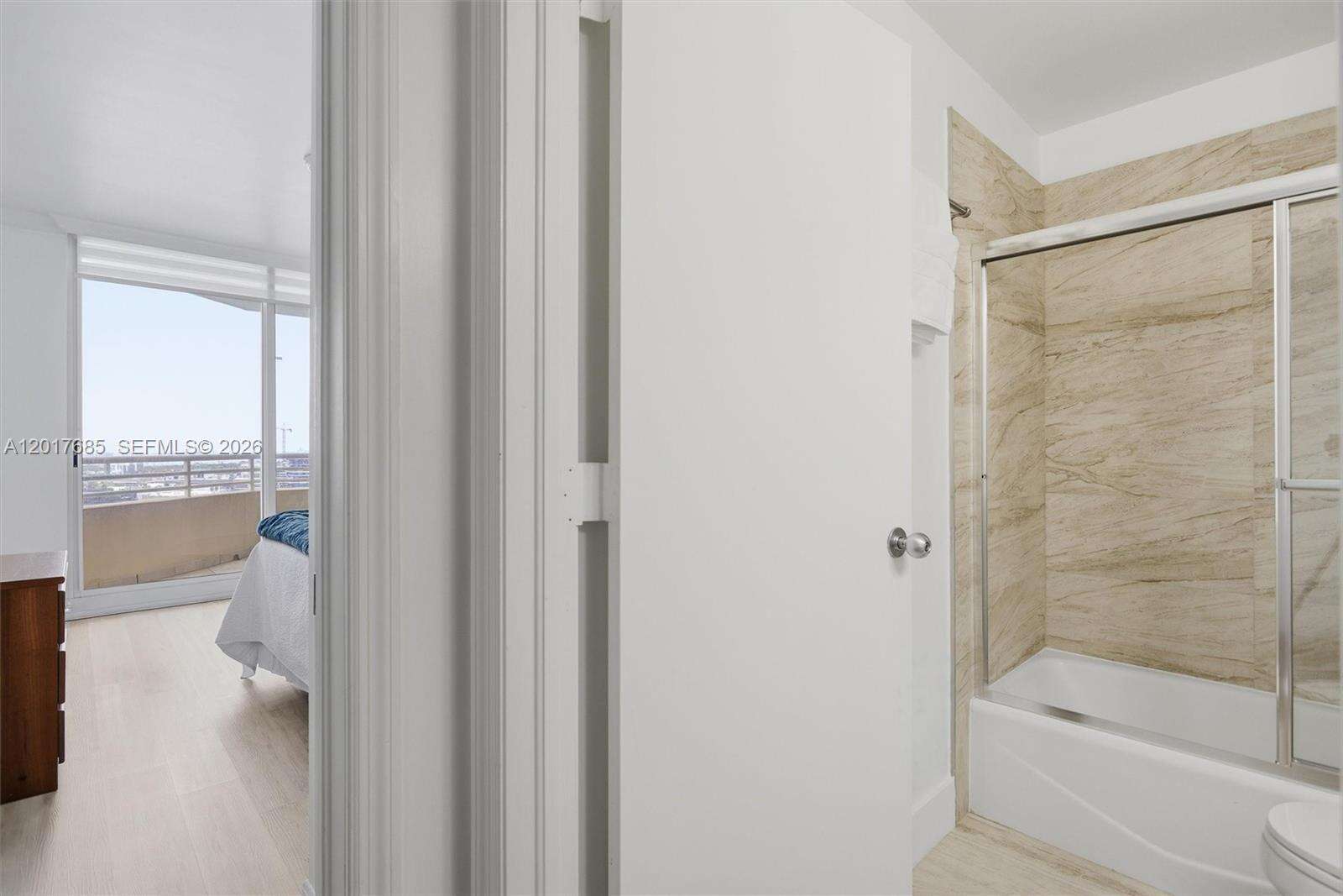 One Tequesta Point at 888 Brickell Key Dr, Miami, FL 33131 - For Rent photo 20