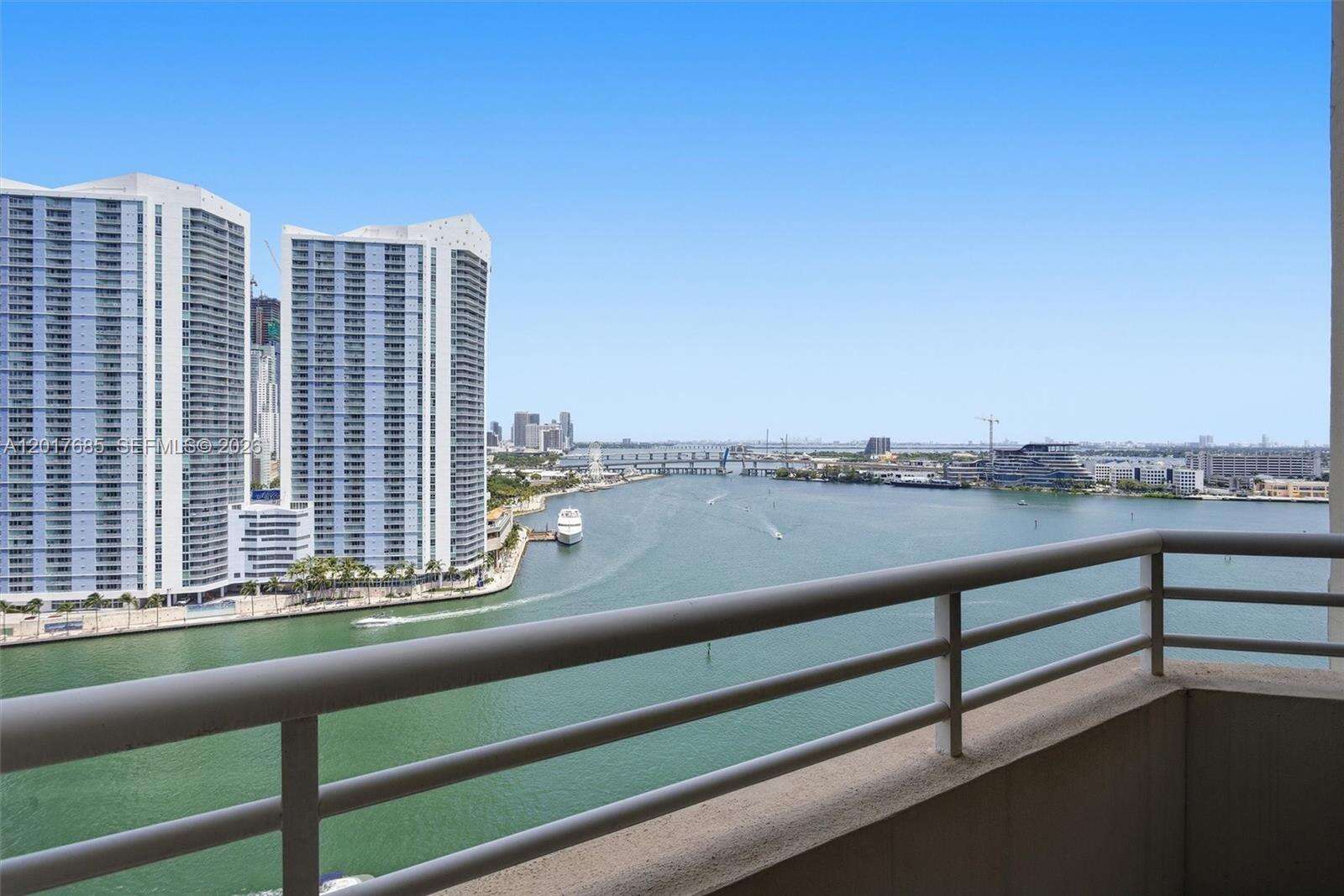 One Tequesta Point at 888 Brickell Key Dr, Miami, FL 33131 - For Rent photo 21