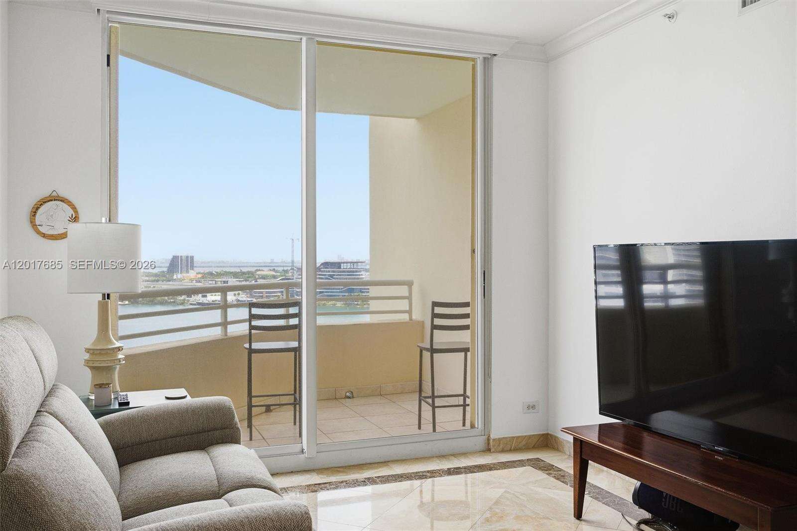 One Tequesta Point at 888 Brickell Key Dr, Miami, FL 33131 - For Rent photo 7
