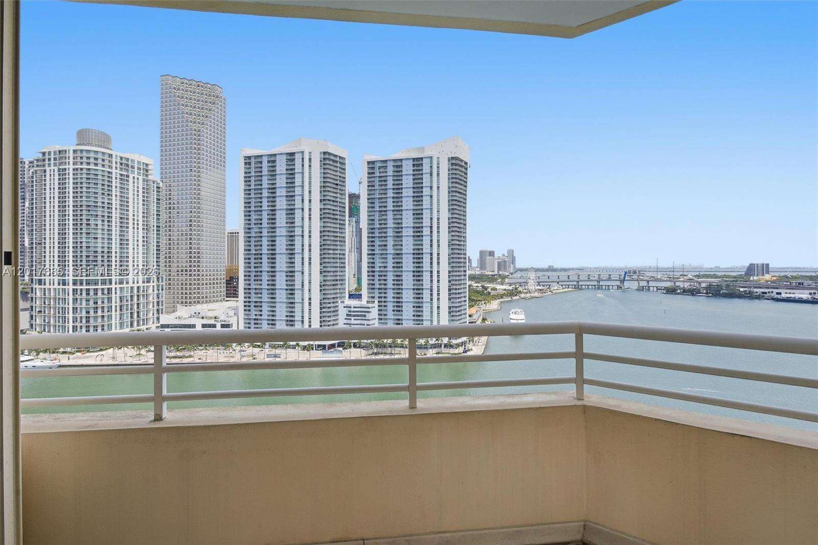 One Tequesta Point at 888 Brickell Key Dr, Miami, FL 33131 - For Rent photo 10