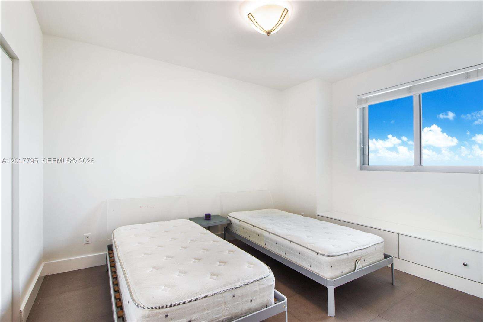 Marina Blue at 888 Biscayne Blvd, Miami, FL 33132 - For Rent photo 11