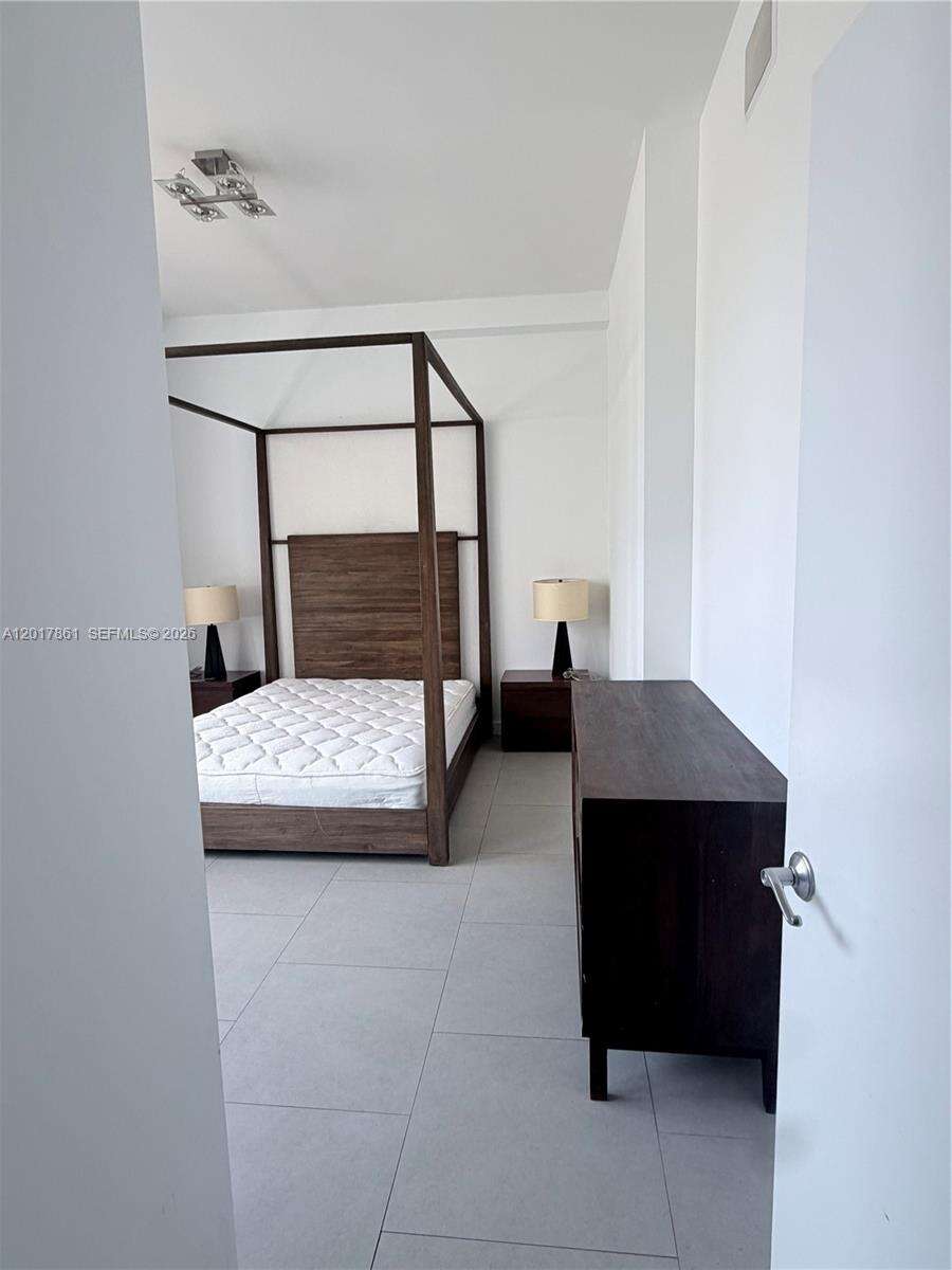 Artepark South at 2100 Park Ave, Miami Beach, FL 33139 - For Rent photo 7