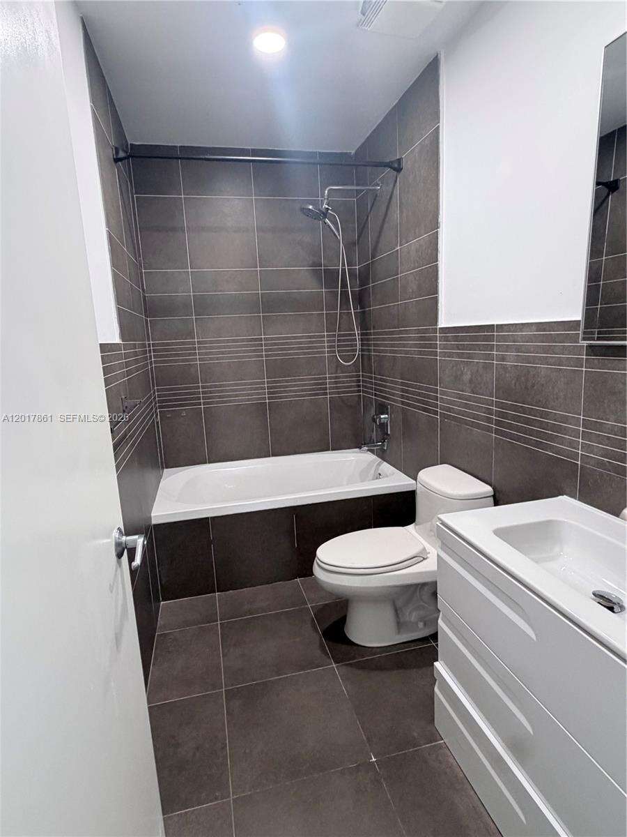 Artepark South at 2100 Park Ave, Miami Beach, FL 33139 - For Rent photo 8