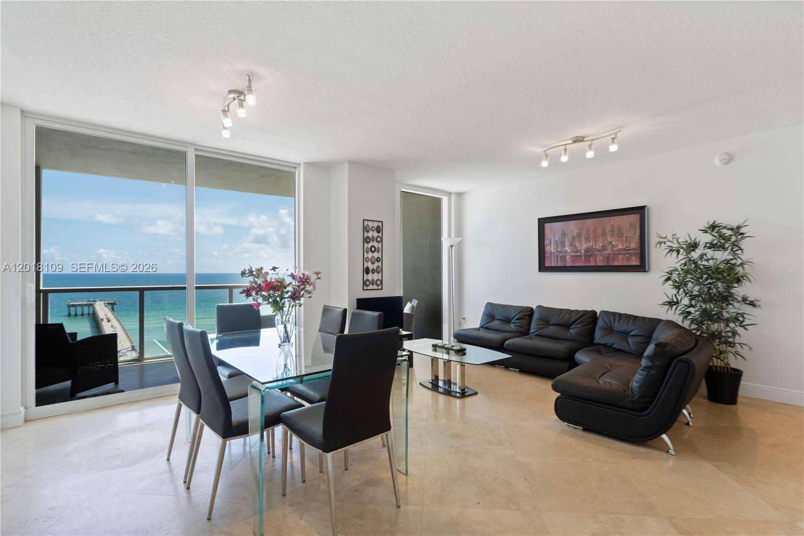 La Perla at 16699 Collins Ave, Sunny Isles Beach, FL 33160 - For Rent photo 5