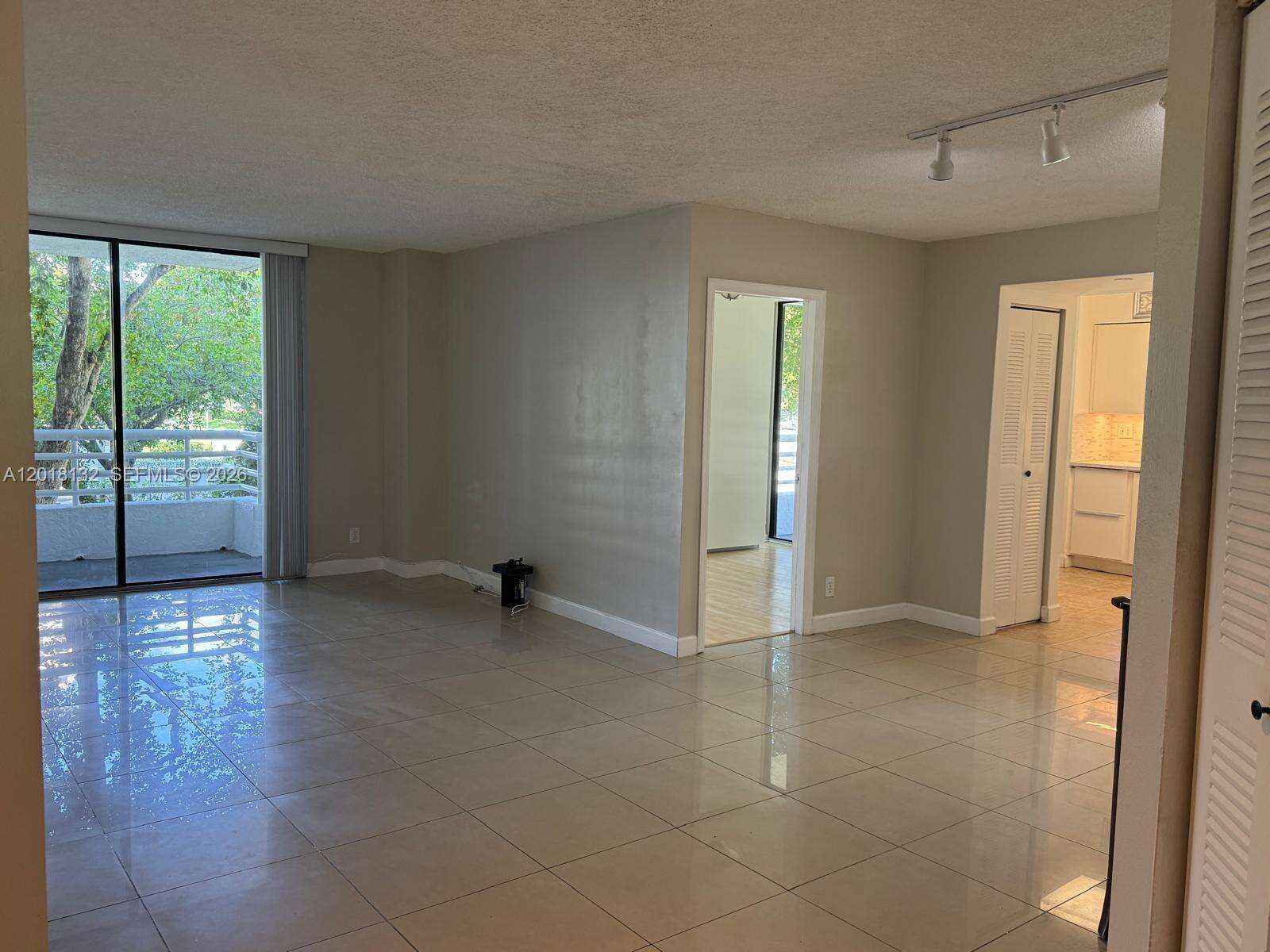 Parc Central East at 3300 192 St, Aventura, FL 33180 - For Rent photo 14