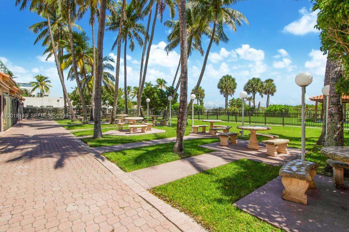 Club Atlantis at 2555 Collins Ave, Miami Beach, FL 33140 - For Rent photo 20