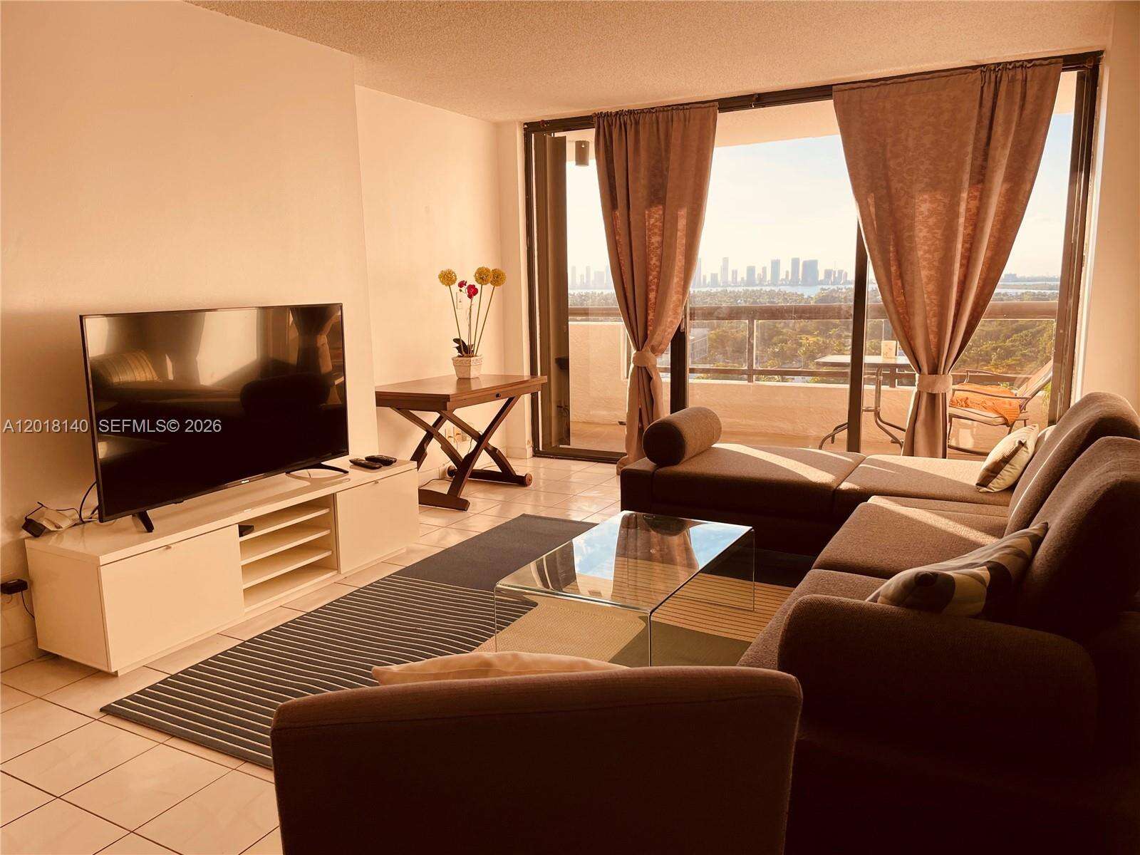 Club Atlantis at 2555 Collins Ave, Miami Beach, FL 33140 - For Rent photo 3