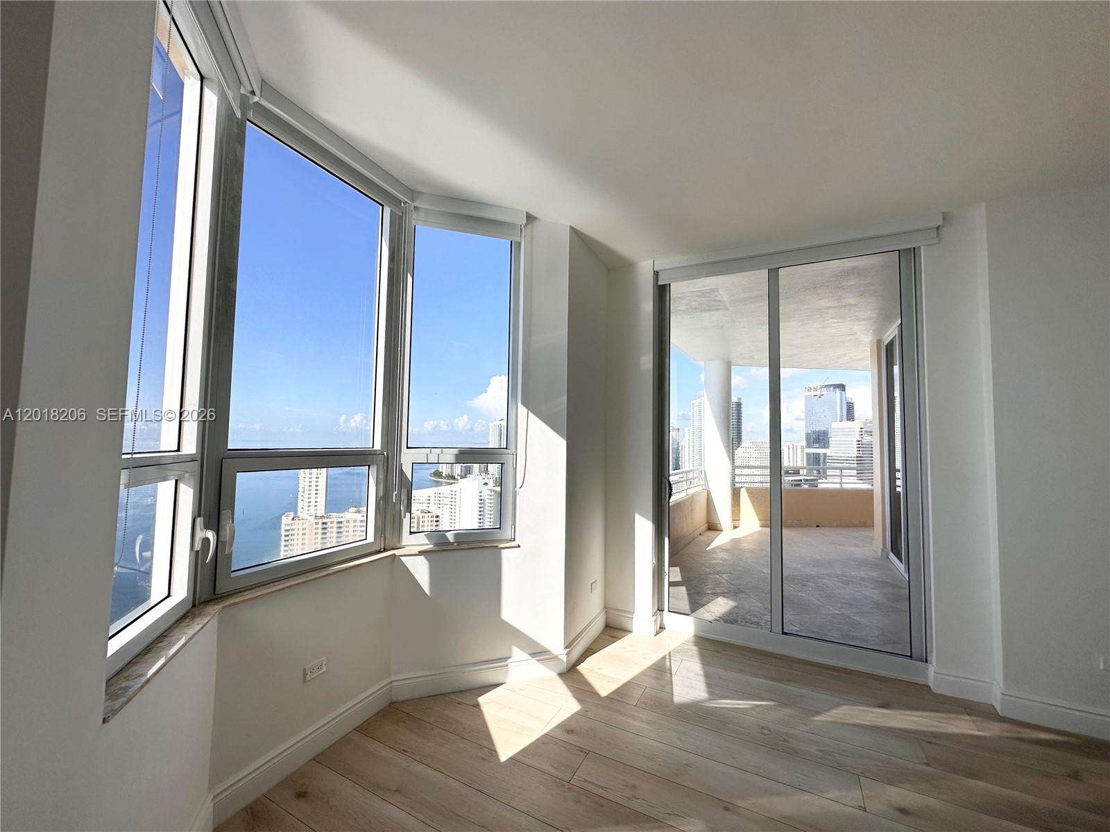 Two Tequesta Point at 808 Brickell Key Dr, Miami, FL 33131 - For Rent photo 20