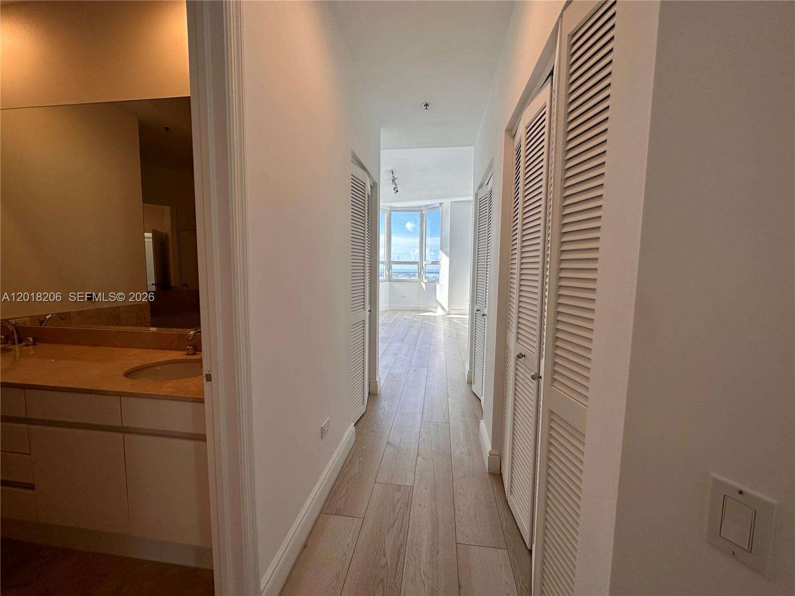 Two Tequesta Point at 808 Brickell Key Dr, Miami, FL 33131 - For Rent photo 21