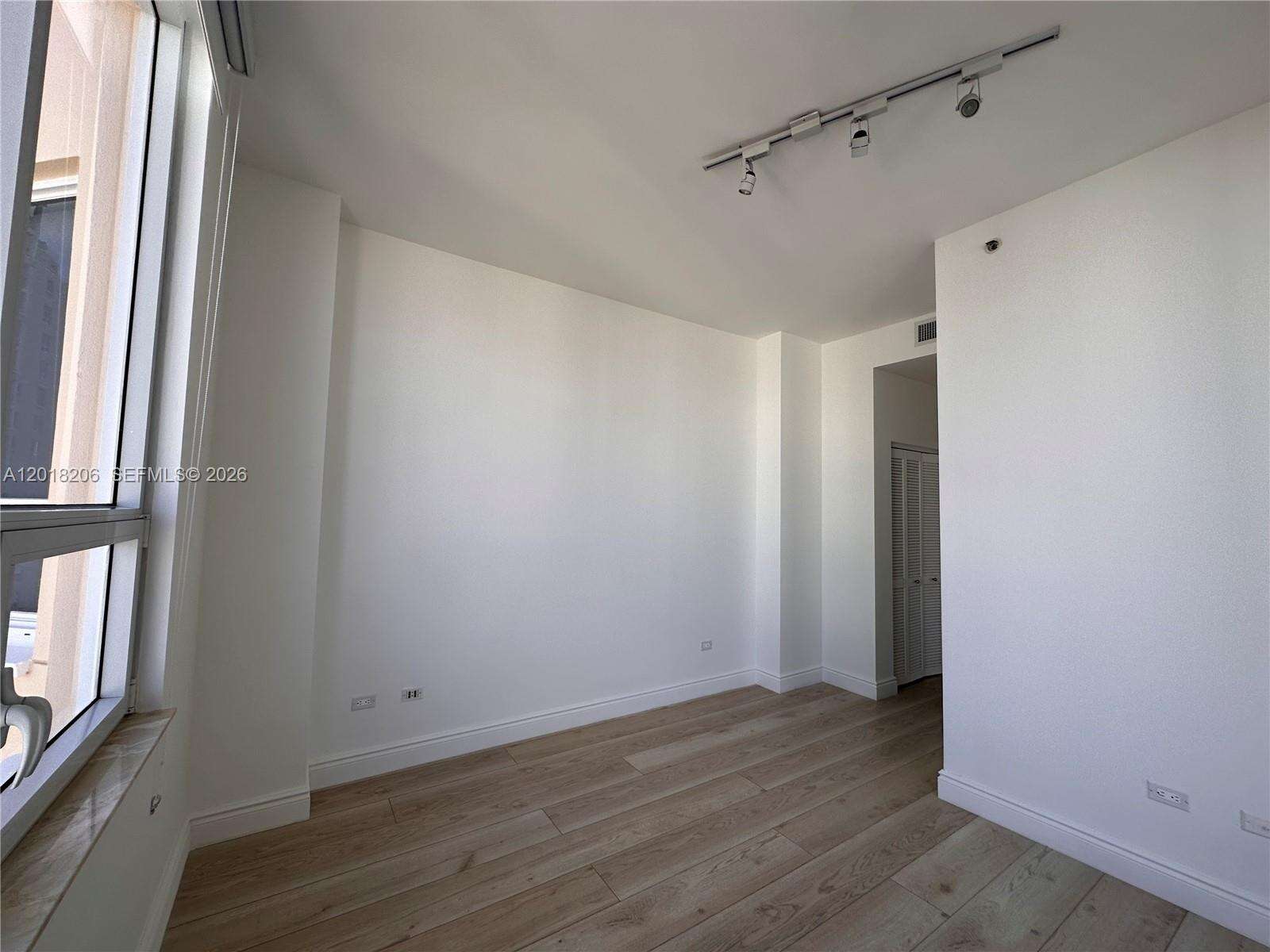 Two Tequesta Point at 808 Brickell Key Dr, Miami, FL 33131 - For Rent photo 28