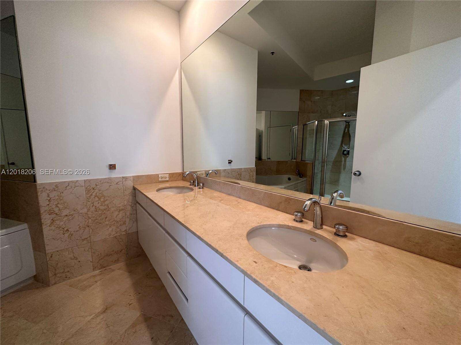 Two Tequesta Point at 808 Brickell Key Dr, Miami, FL 33131 - For Rent photo 30