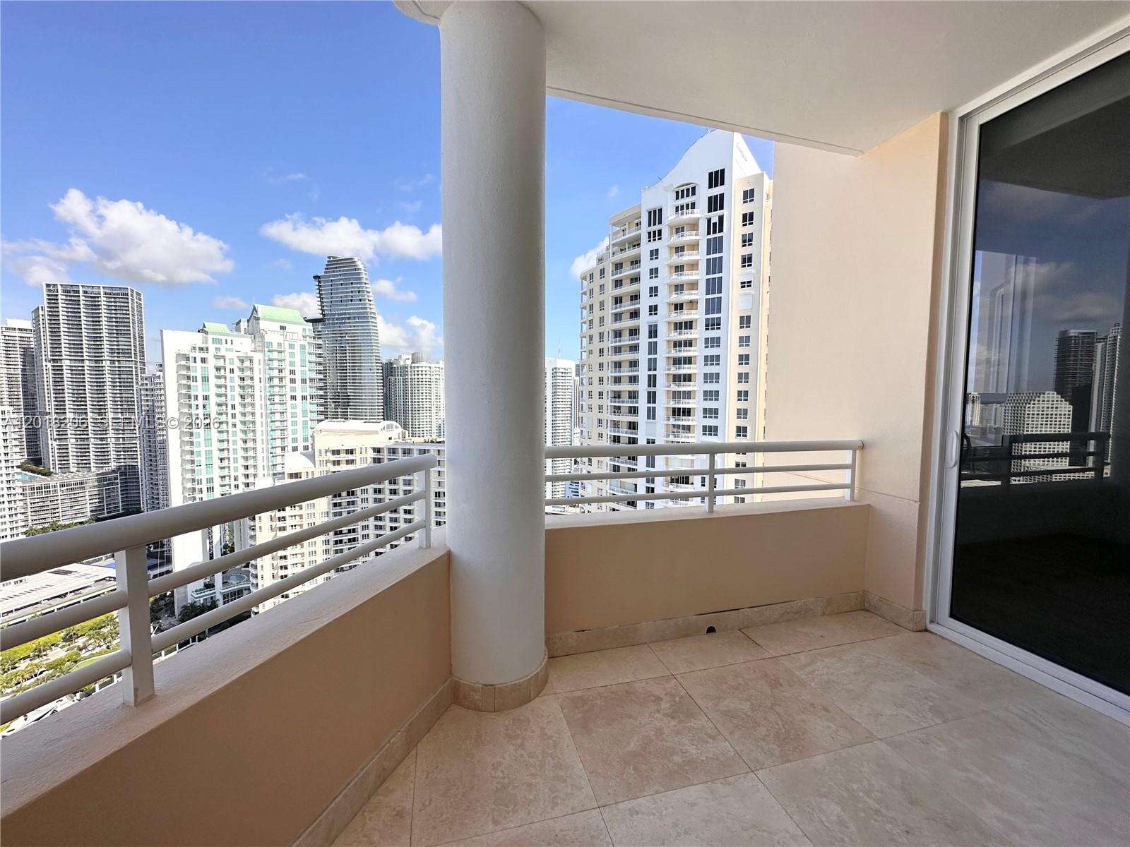 Two Tequesta Point at 808 Brickell Key Dr, Miami, FL 33131 - For Rent photo 8
