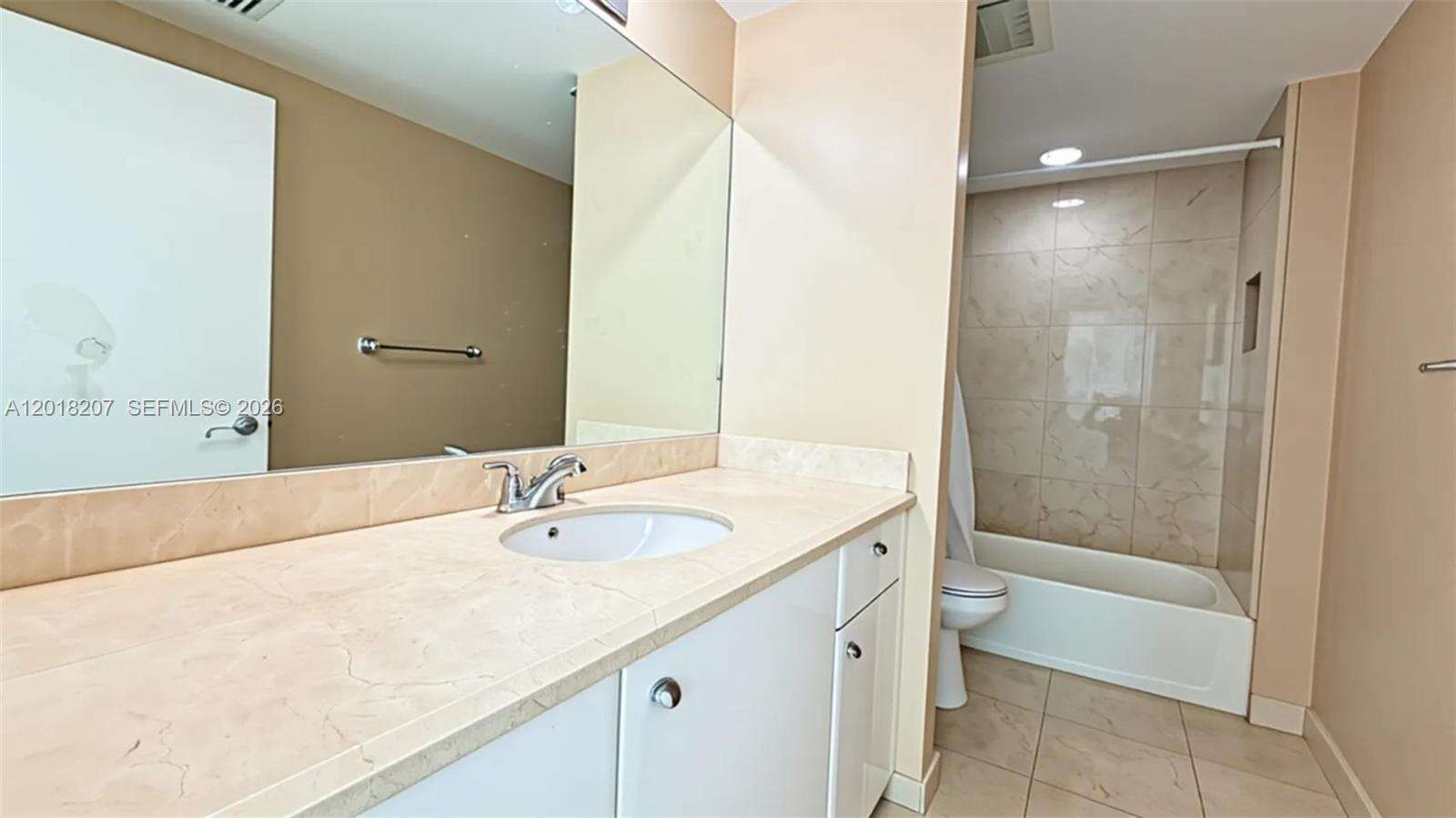 The Parc at 19400 Turnberry Way, Aventura, FL 33180 - For Rent photo 13