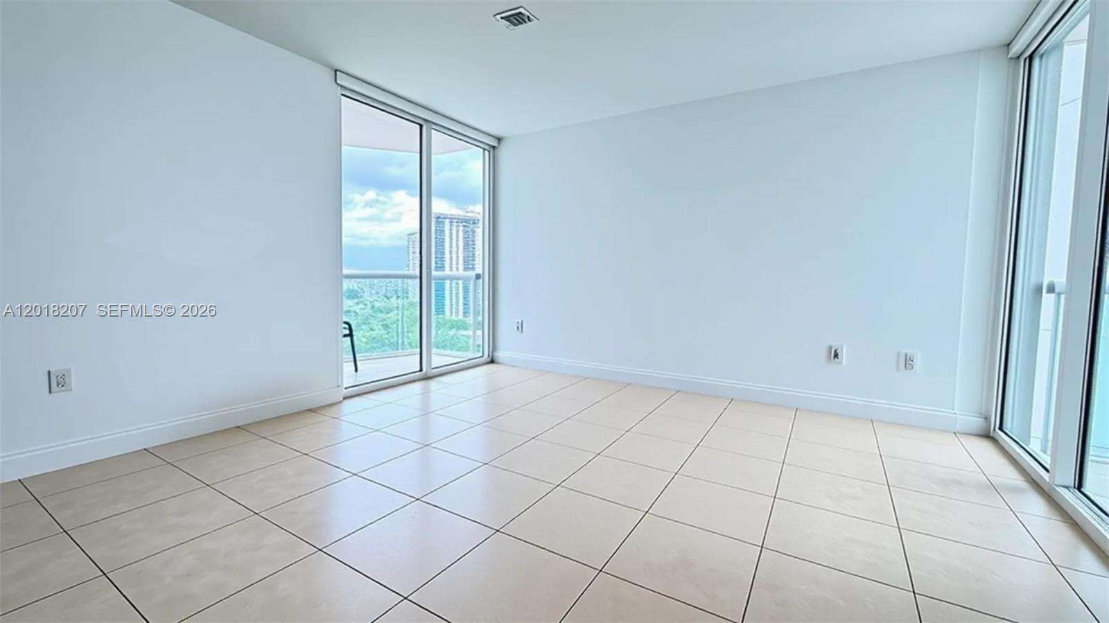 The Parc at 19400 Turnberry Way, Aventura, FL 33180 - For Rent photo 18