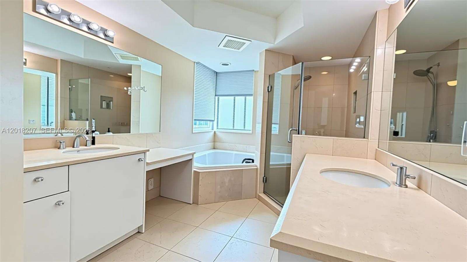 The Parc at 19400 Turnberry Way, Aventura, FL 33180 - For Rent photo 22