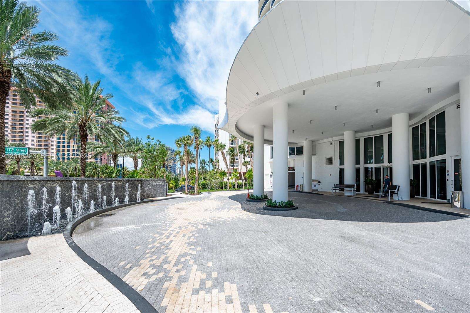 Ocean Four at 17201 Collins Ave, Sunny Isles Beach, FL 33160 - For Rent photo 37