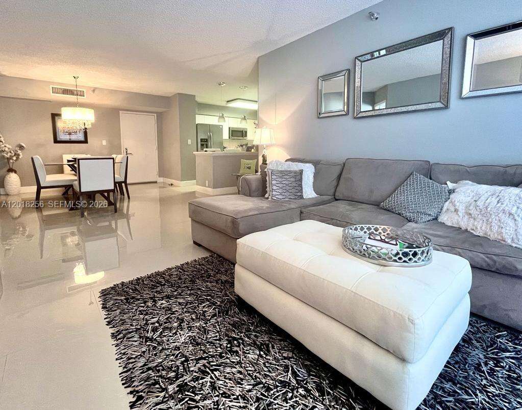 Mystic Pointe Tower 500 at 3530 Mystic Pointe Dr, Aventura, FL 33180 - For Rent photo 12
