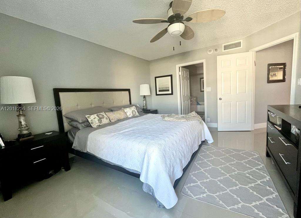 Mystic Pointe Tower 500 at 3530 Mystic Pointe Dr, Aventura, FL 33180 - For Rent photo 16