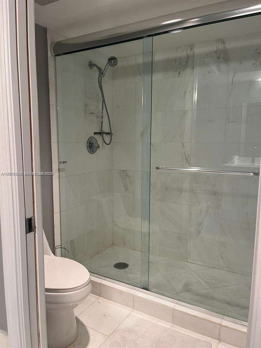 Mystic Pointe Tower 500 at 3530 Mystic Pointe Dr, Aventura, FL 33180 - For Rent photo 19