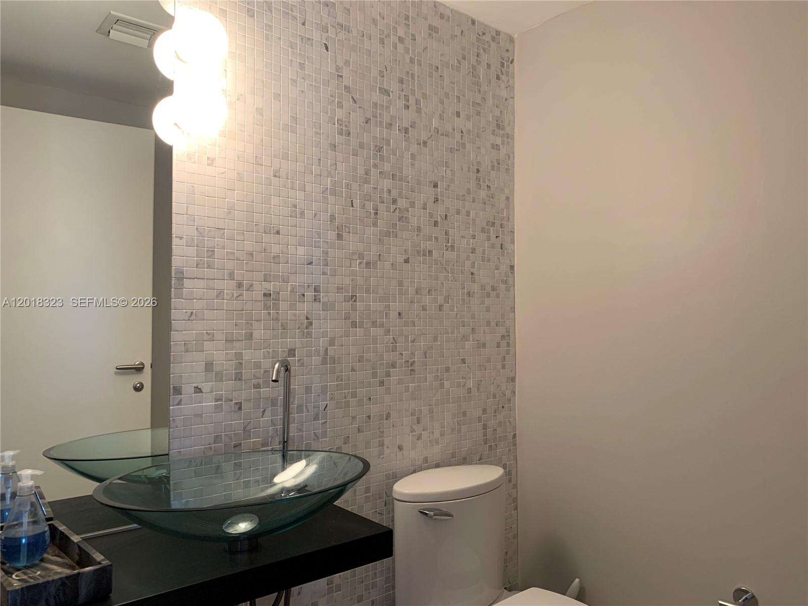 Epic Residences at 200 Biscayne Blvd Way, Miami, FL 33131 - For Rent photo 7