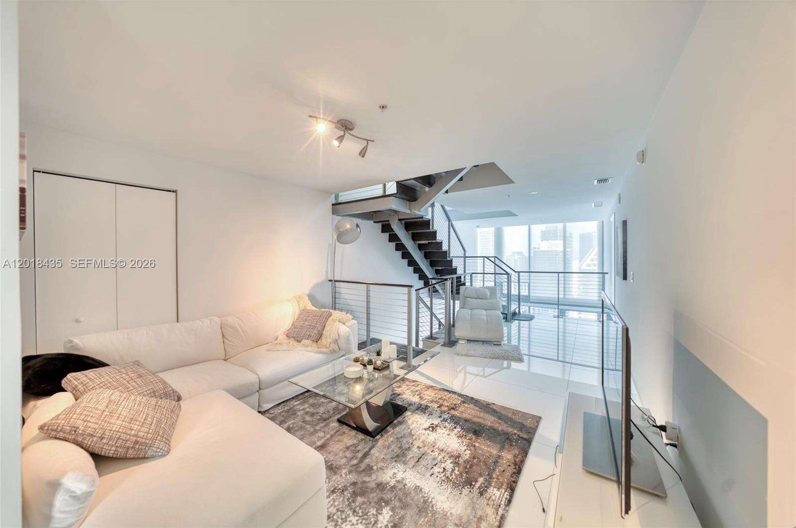 Mint at 92 3 St, Miami, FL 33130 - For Rent photo 11