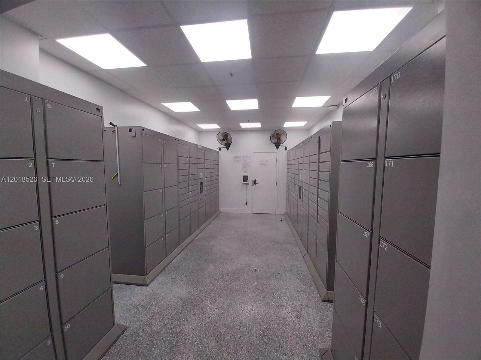 Brickell Bay Club at 2333 Brickell Ave, Miami, FL 33129 - For Rent photo 19