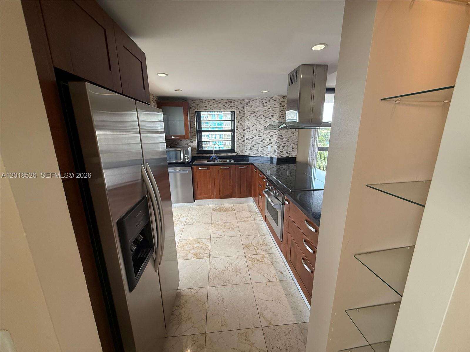 Brickell Bay Club at 2333 Brickell Ave, Miami, FL 33129 - For Rent photo 20