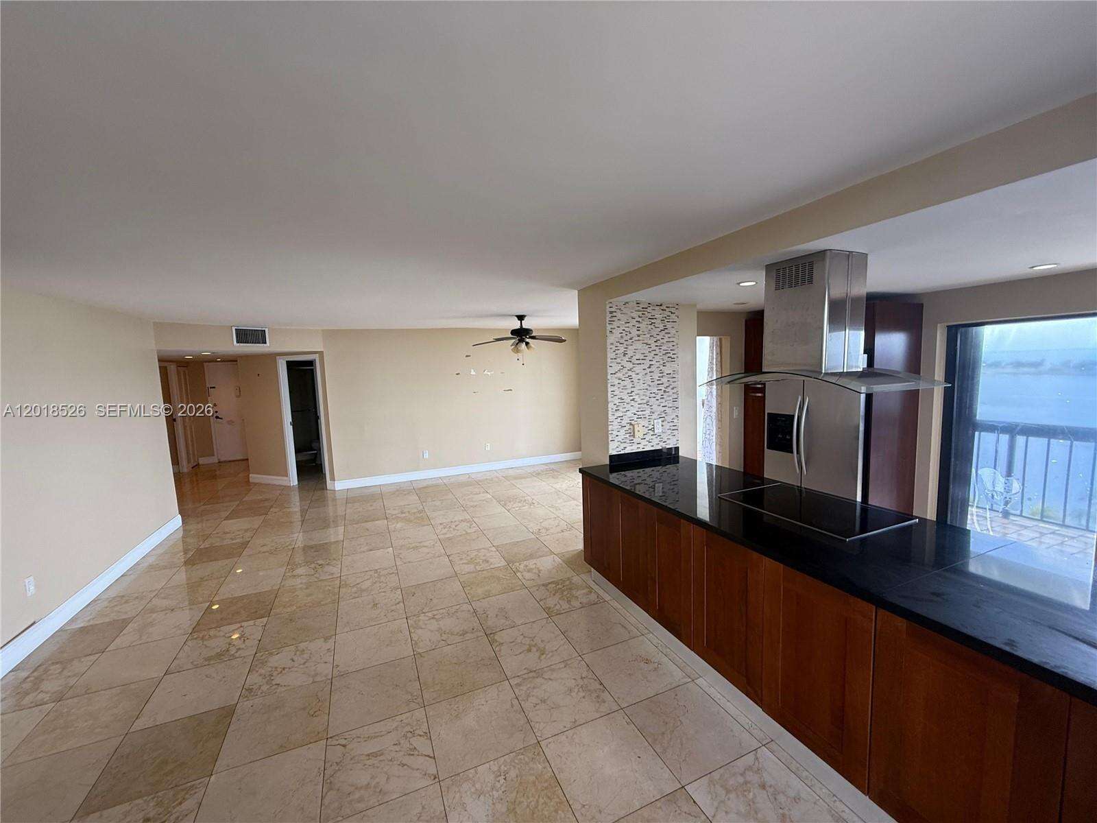 Brickell Bay Club at 2333 Brickell Ave, Miami, FL 33129 - For Rent photo 21
