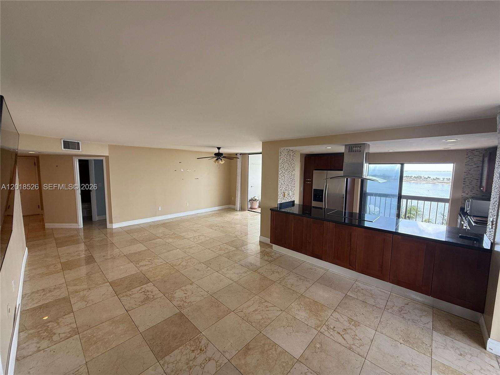 Brickell Bay Club at 2333 Brickell Ave, Miami, FL 33129 - For Rent photo 22