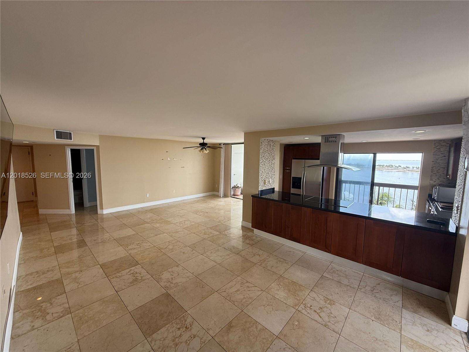 Brickell Bay Club at 2333 Brickell Ave, Miami, FL 33129 - For Rent photo 23