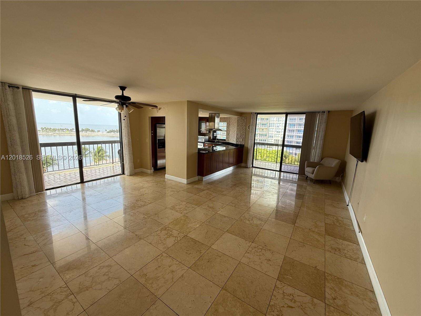 Brickell Bay Club at 2333 Brickell Ave, Miami, FL 33129 - For Rent photo 42