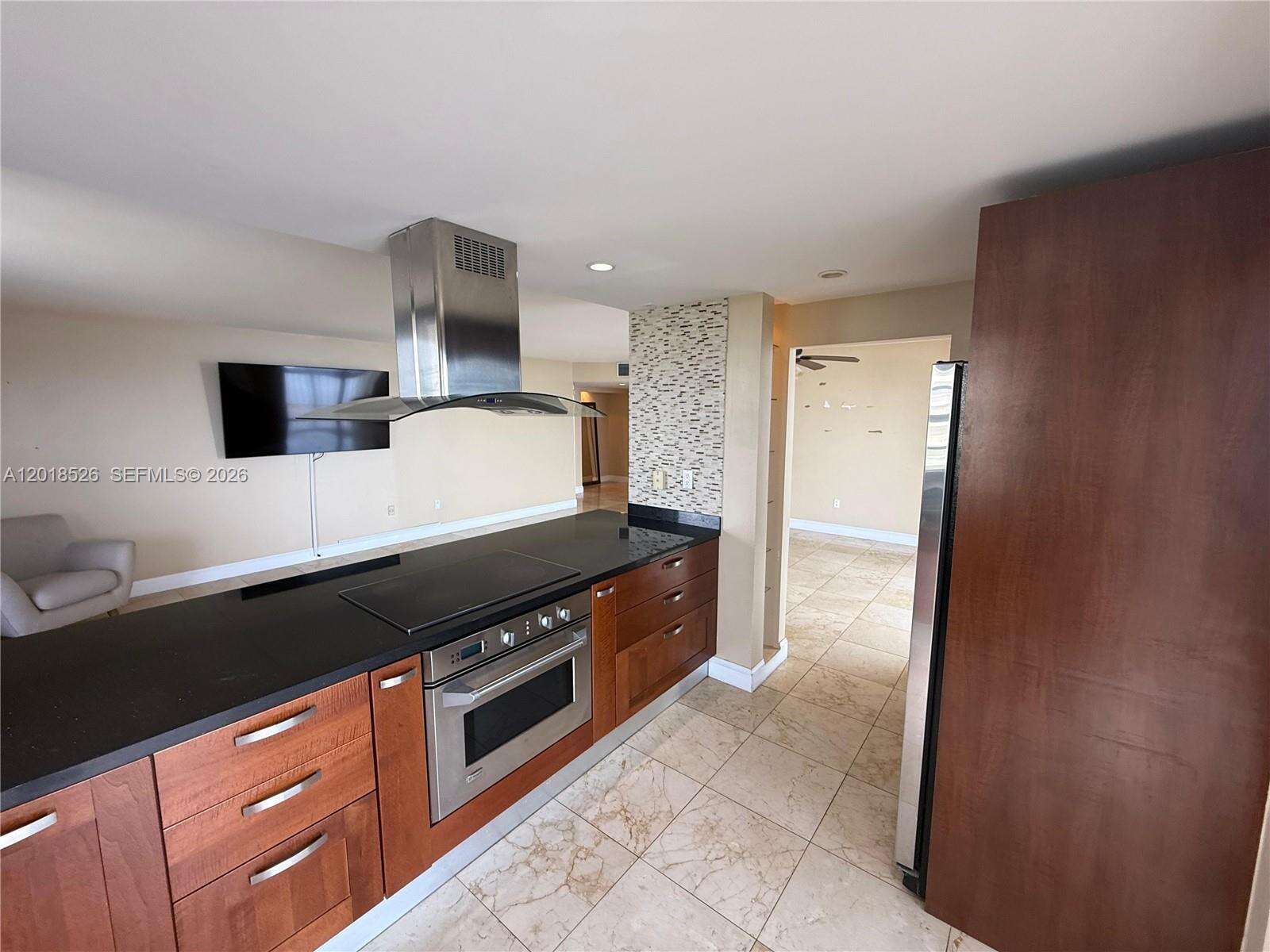 Brickell Bay Club at 2333 Brickell Ave, Miami, FL 33129 - For Rent photo 55