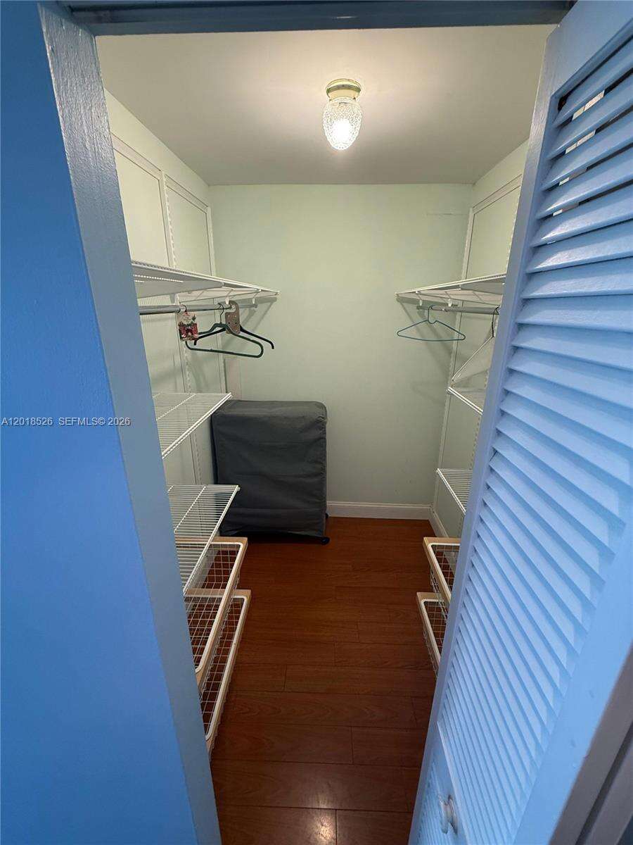 Brickell Bay Club at 2333 Brickell Ave, Miami, FL 33129 - For Rent photo 60