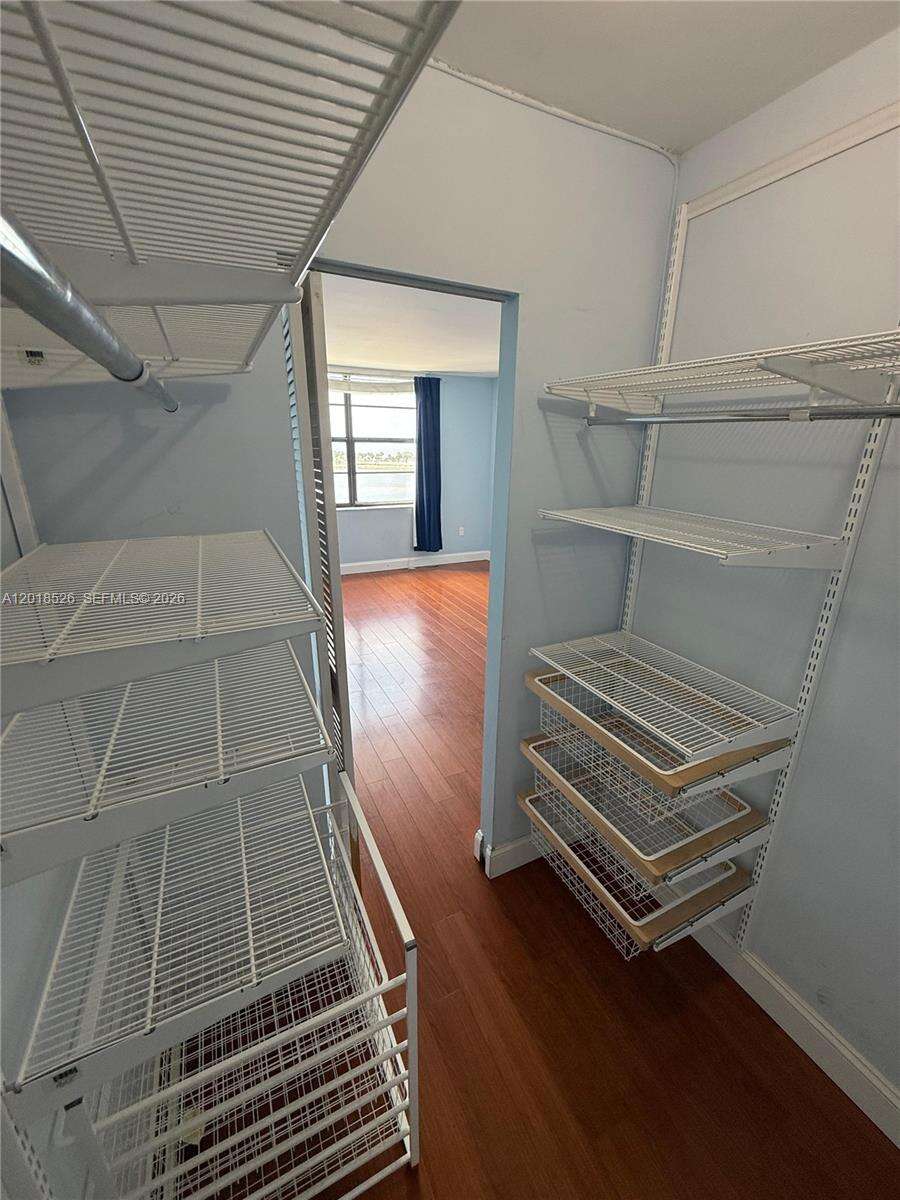 Brickell Bay Club at 2333 Brickell Ave, Miami, FL 33129 - For Rent photo 66