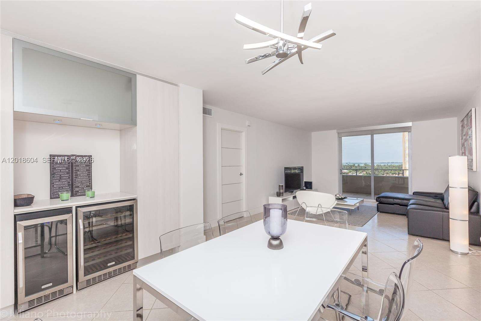 Oceanside Plaza at 5555 Collins Ave, Miami Beach, FL 33140 - For Rent photo 1