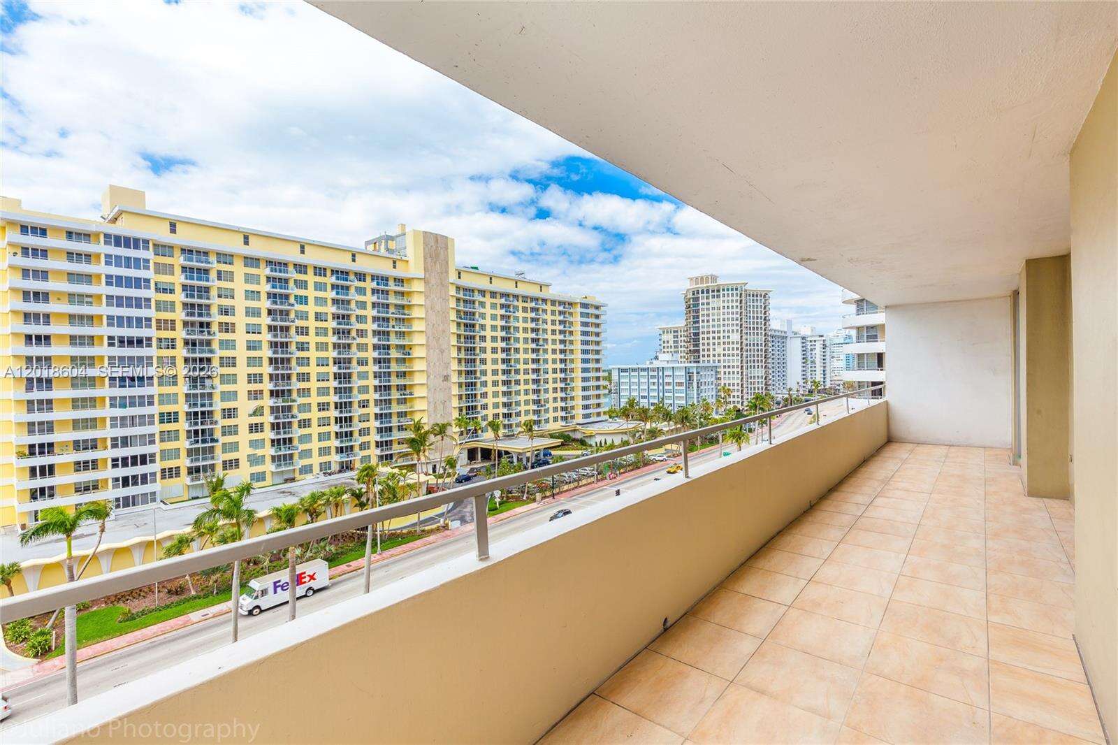 Oceanside Plaza at 5555 Collins Ave, Miami Beach, FL 33140 - For Rent photo 25
