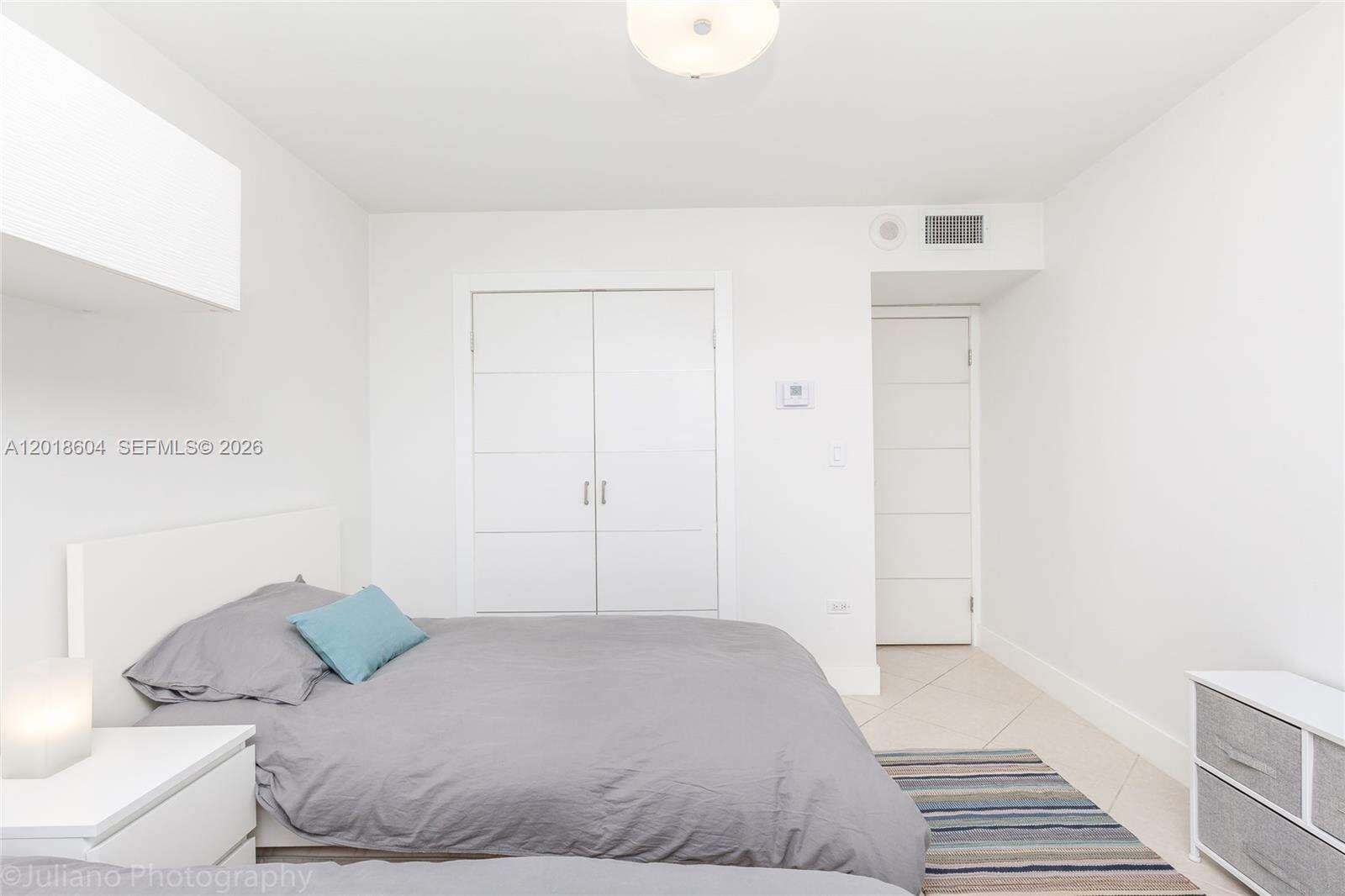 Oceanside Plaza at 5555 Collins Ave, Miami Beach, FL 33140 - For Rent photo 34