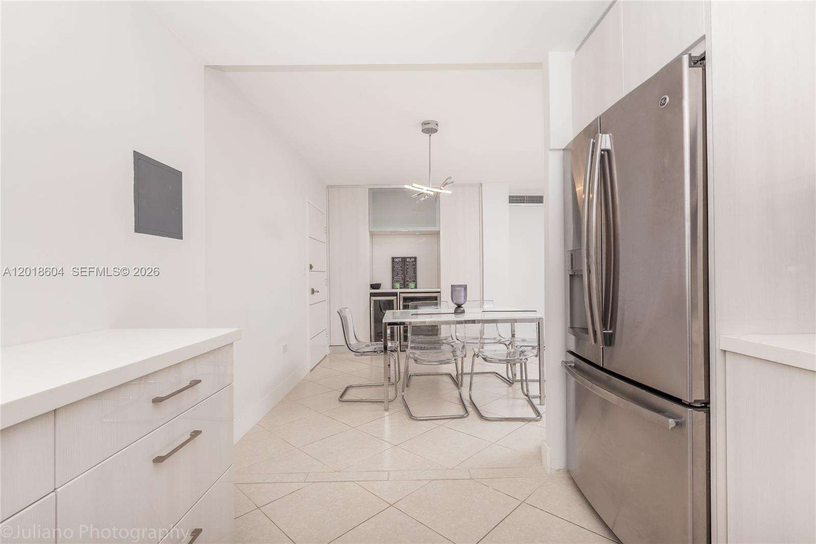Oceanside Plaza at 5555 Collins Ave, Miami Beach, FL 33140 - For Rent photo 5