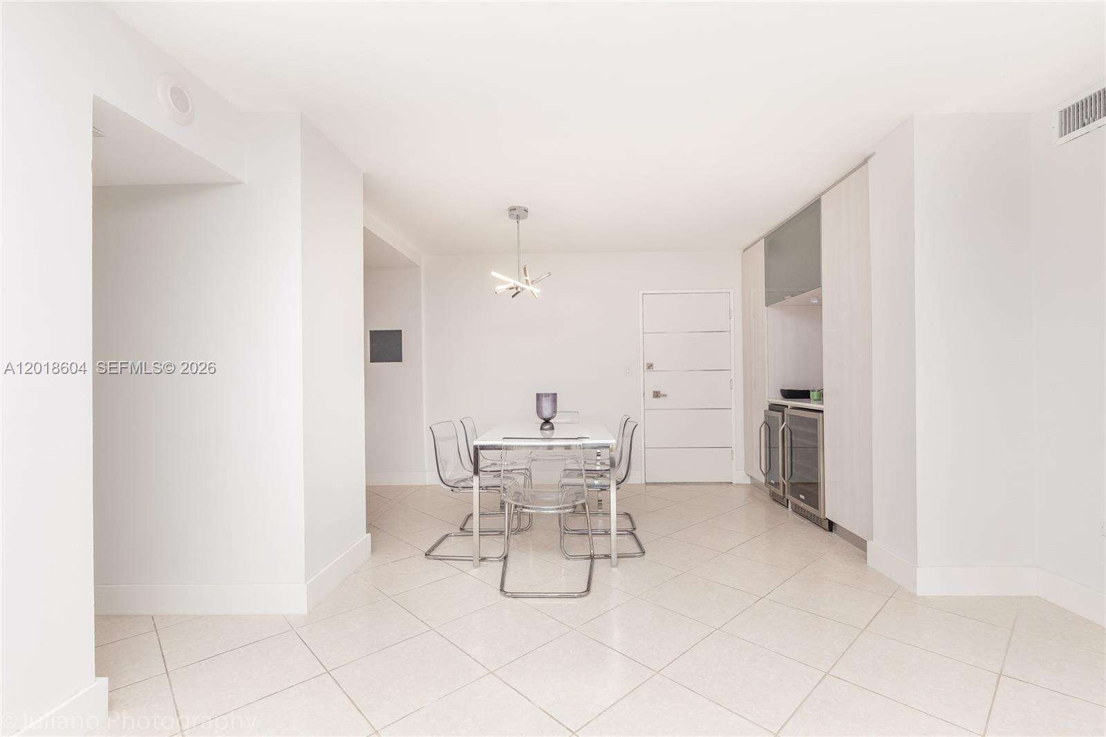 Oceanside Plaza at 5555 Collins Ave, Miami Beach, FL 33140 - For Rent photo 7
