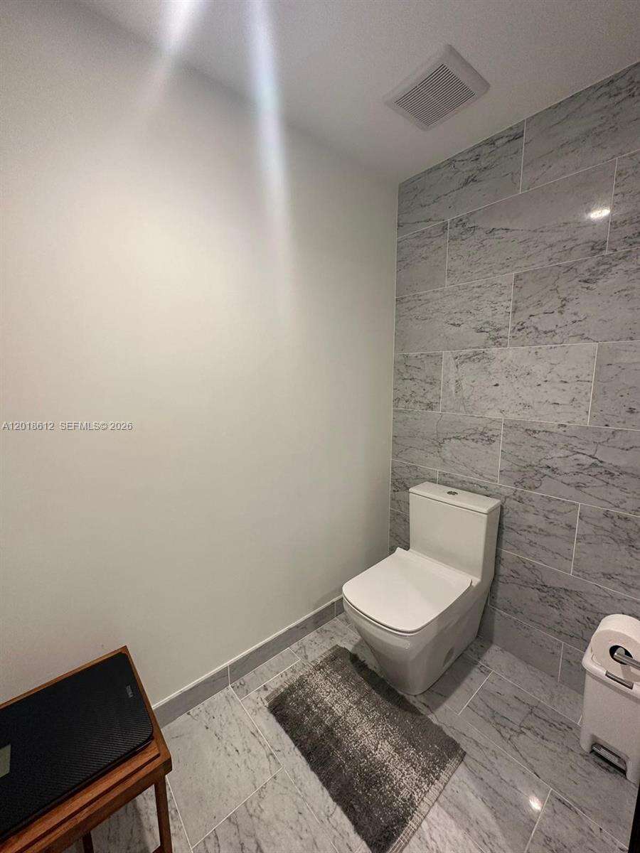 Brickell Flatiron at 1000 Brickell Plz, Miami, FL 33131 - For Rent photo 7