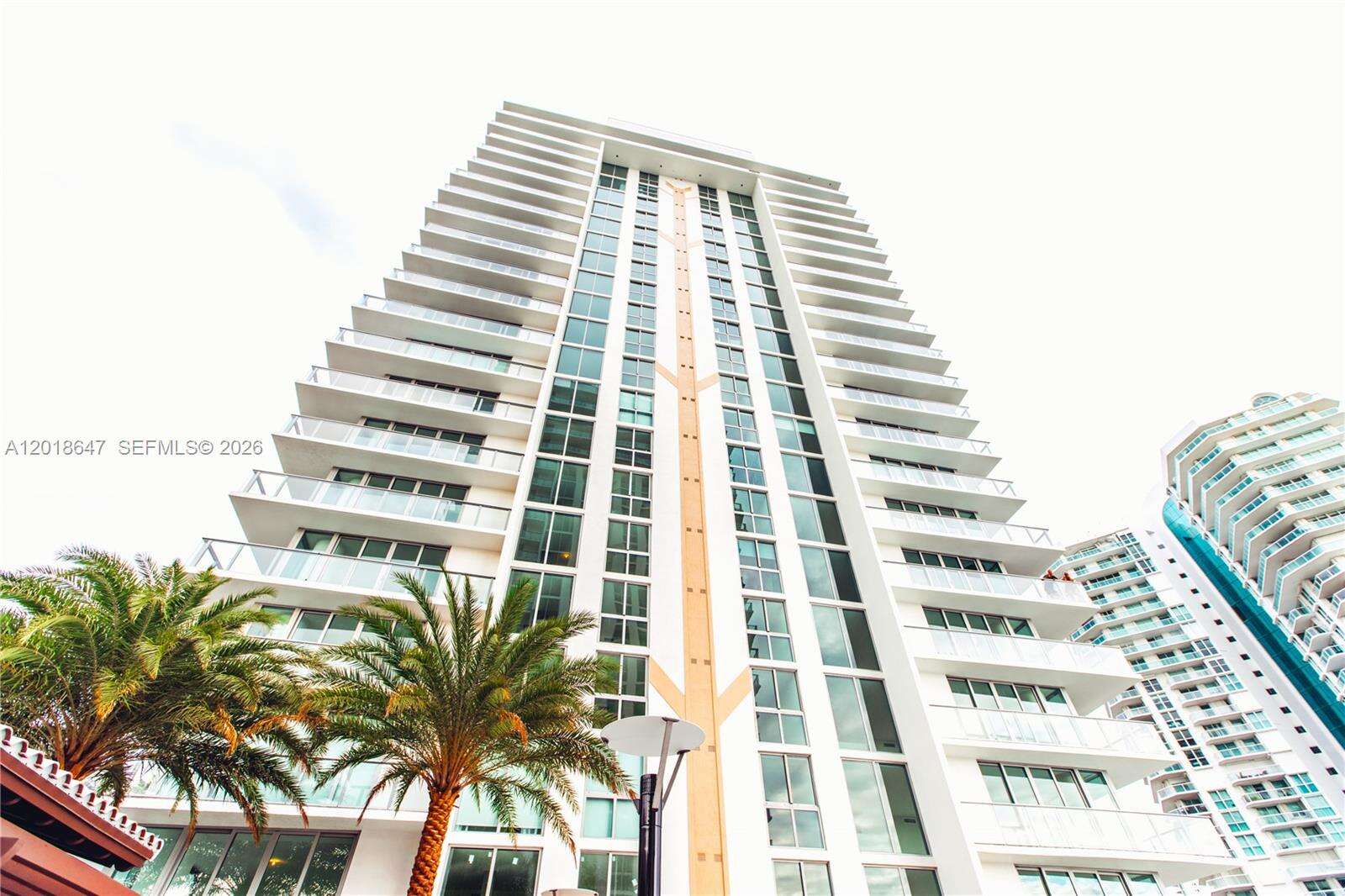 Parque Towers at 330 Sunny Isles Blvd, Sunny Isles Beach, FL 33160 - For Rent photo 32
