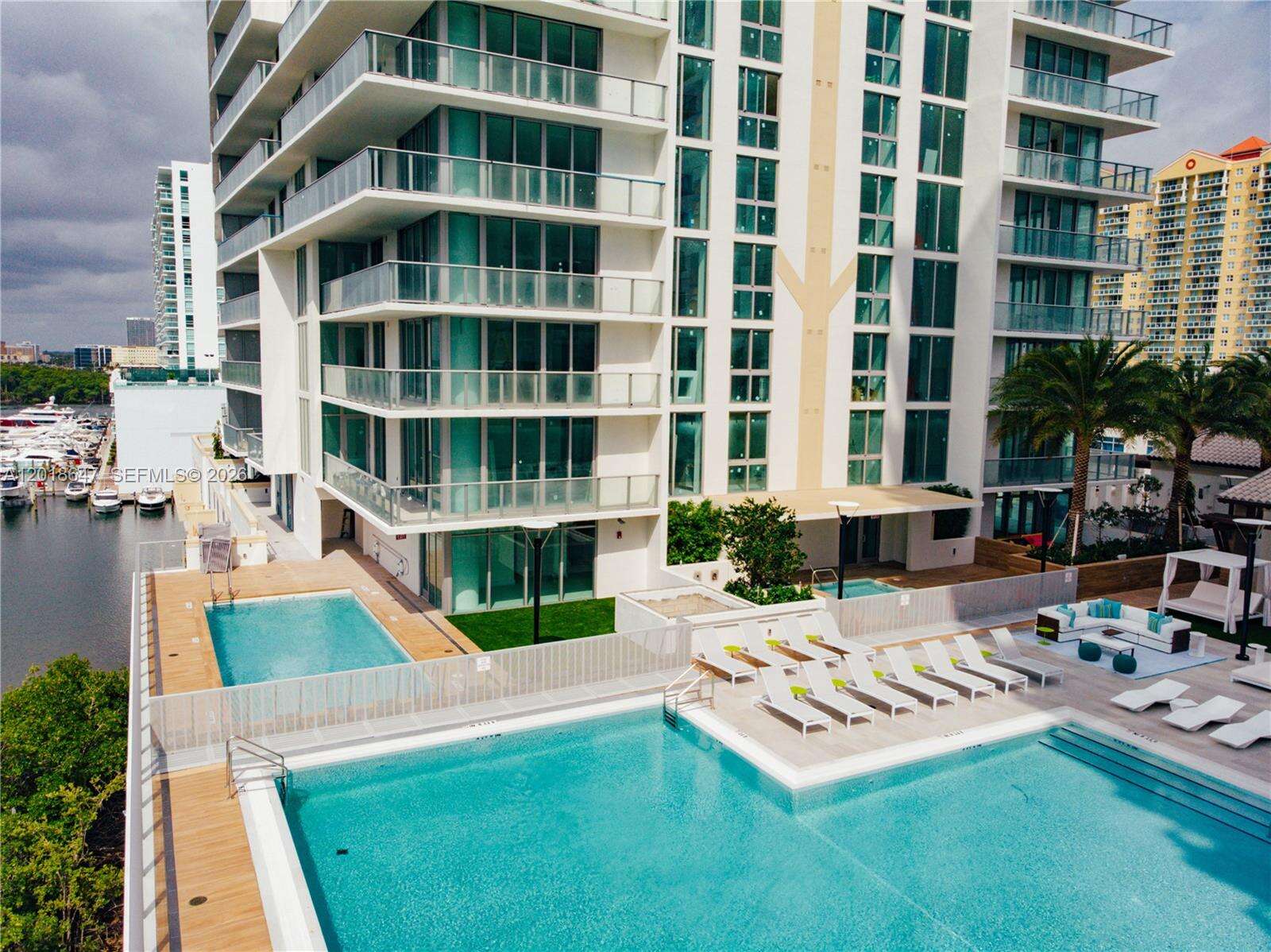 Parque Towers at 330 Sunny Isles Blvd, Sunny Isles Beach, FL 33160 - For Rent photo 44