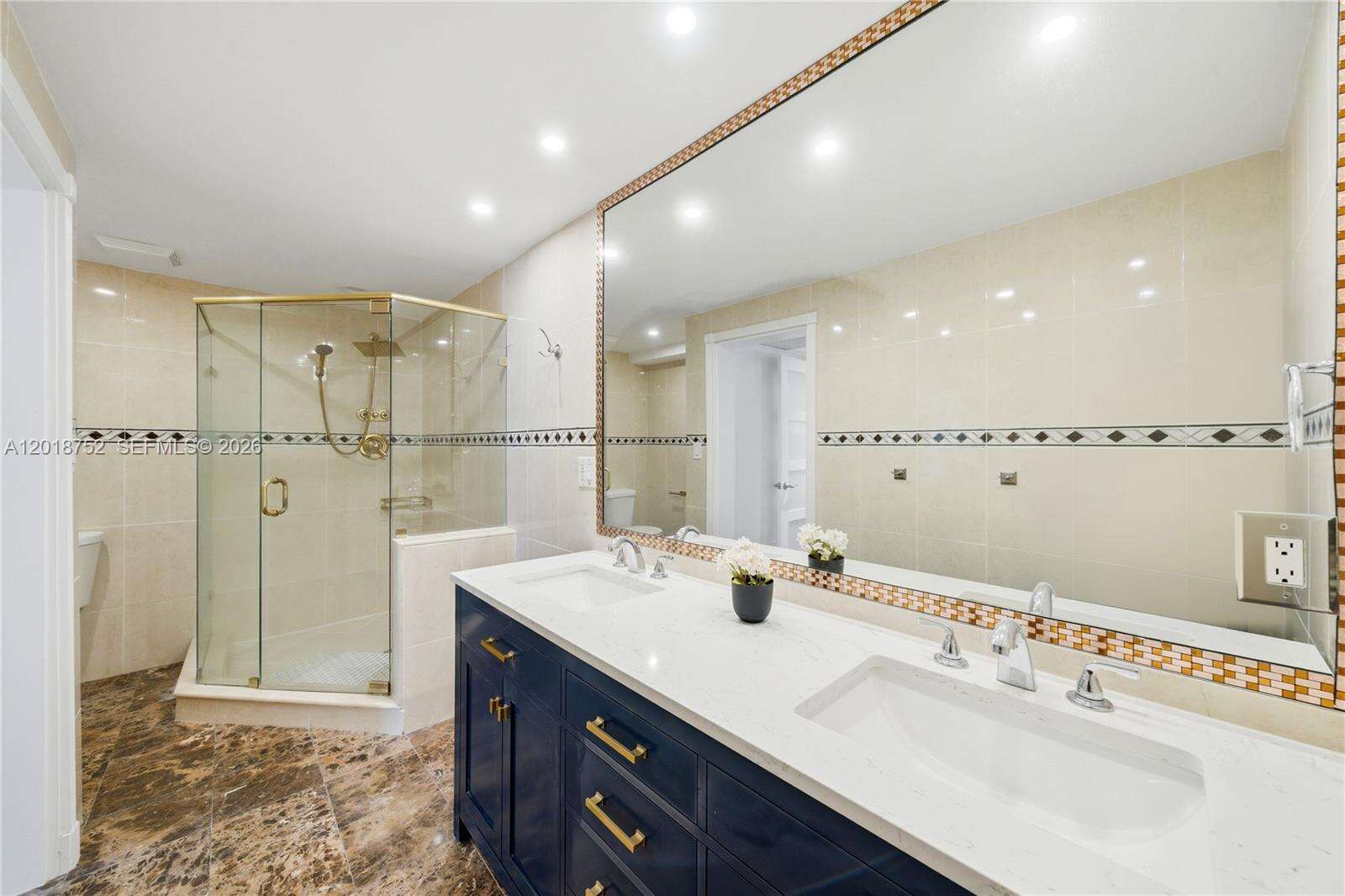 The Carriage House at 5401 Collins Ave, Miami Beach, FL 33140 - For Rent photo 13