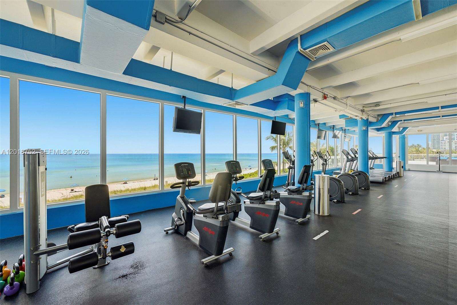 The Carriage House at 5401 Collins Ave, Miami Beach, FL 33140 - For Rent photo 18